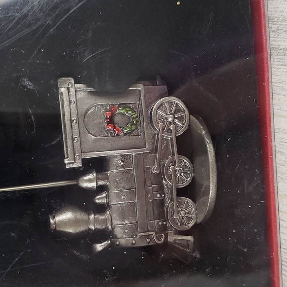 St. Nicholas Square set of 3 photo holders 4.5" tall Merry Christmas train - Picture 5 of 7